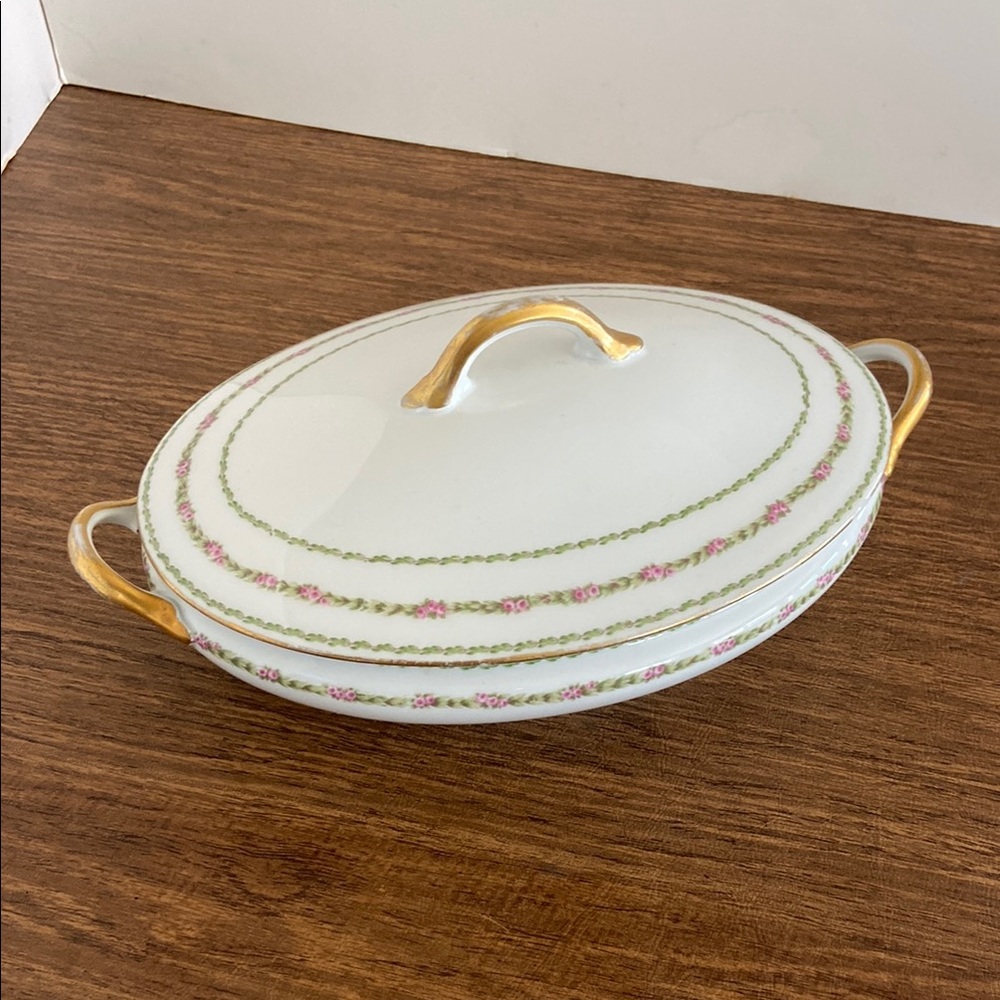 ANTIQUE THEODORE HAVILAND LIMOGES OVAL CASSEROLE DISH WITH LID